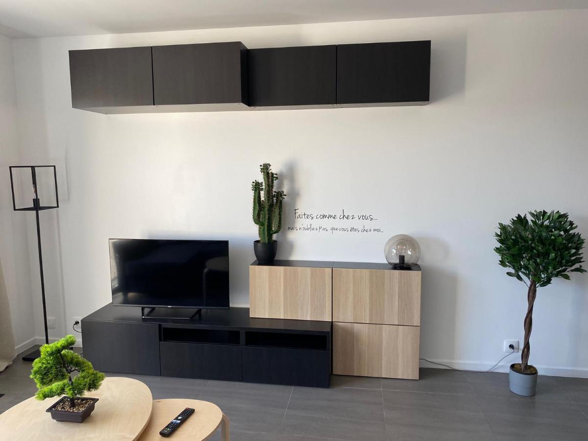Gold Cocoon T3 74M2 Proche Centre Ville Villejust Exterior foto